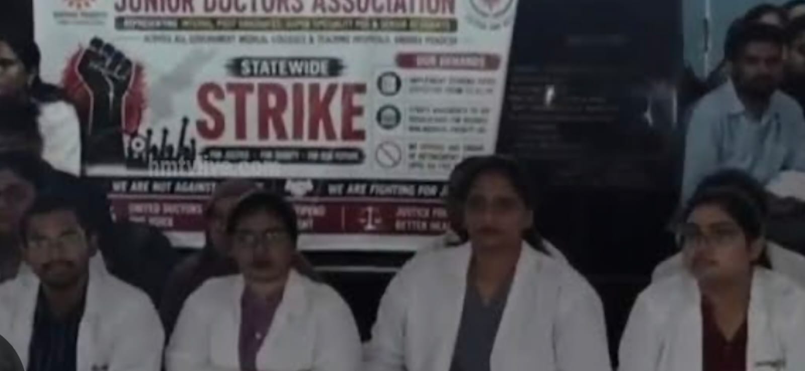 ఏపీలో జూనియర్ డాక్టర్ల సమ్మె విరమణ
