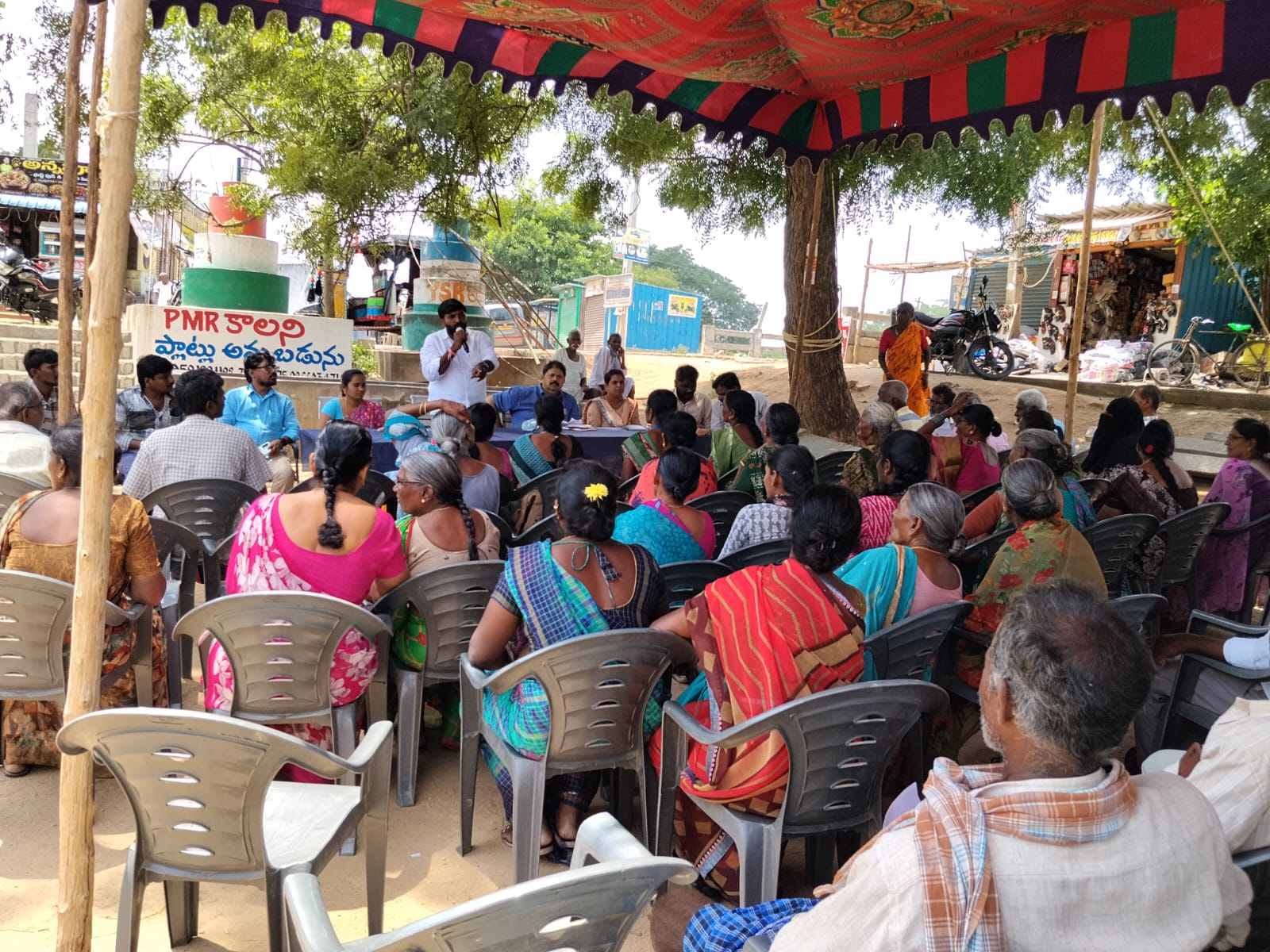 ఎస్ఐఆర్ ఓటర్ల సర్వేలో భాగంగా గ్రామసభ నిర్వహణ