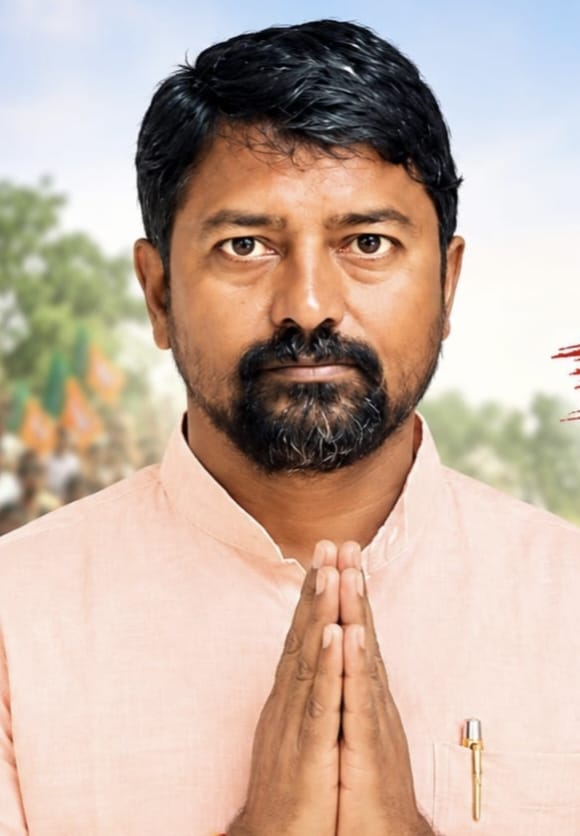 స్వతంత్ర ఎమ్మెల్సీ అభ్యర్థి ఎలగందుల సురేష్కు యూనిస్కో కౌన్సిల్ సభ్యులు వెంకటరమణ రావు అదోని మద్దతు