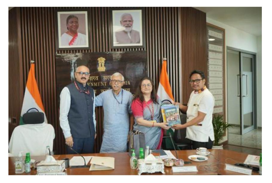 గిరిజన భాషల పరిరక్షణకు సమగ్ర కార్యాచరణ