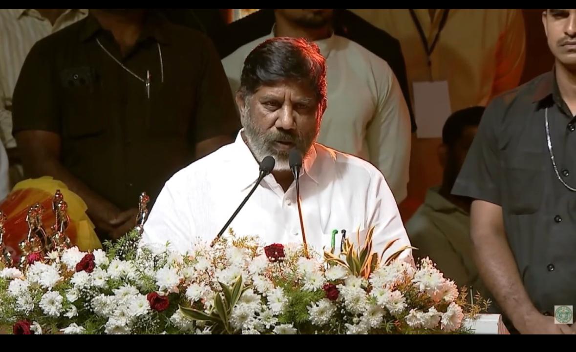 ప్రజా చైతన్యానికి యువ దర్శకులు కదలాలి భారతీయ సినిమాకు హైదరాబాద్ను ప్రధాన కూడలిగా తీర్చిదిద్దుతాం: భట్టి విక్రమార్క